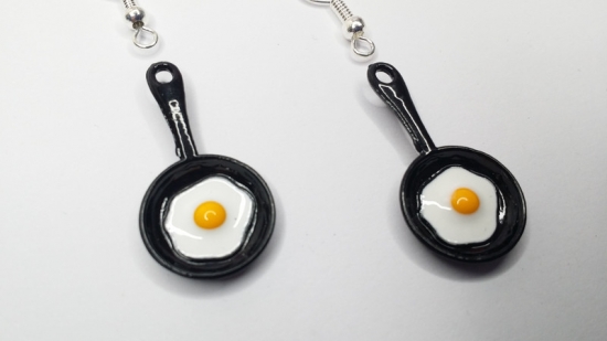 Spiegelei in Pfanne Ohrringe Ei egg schwarz